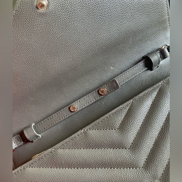 YSL shoulder bag in grey - Picture 4 of 7